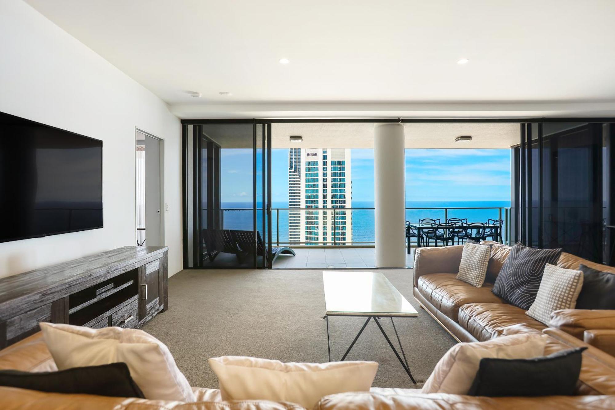 Circle On Cavill 2, 3, 4 & 5 Bedroom Skyhomes & Sub Penthouses By Gold Coast Holidays Esterno foto