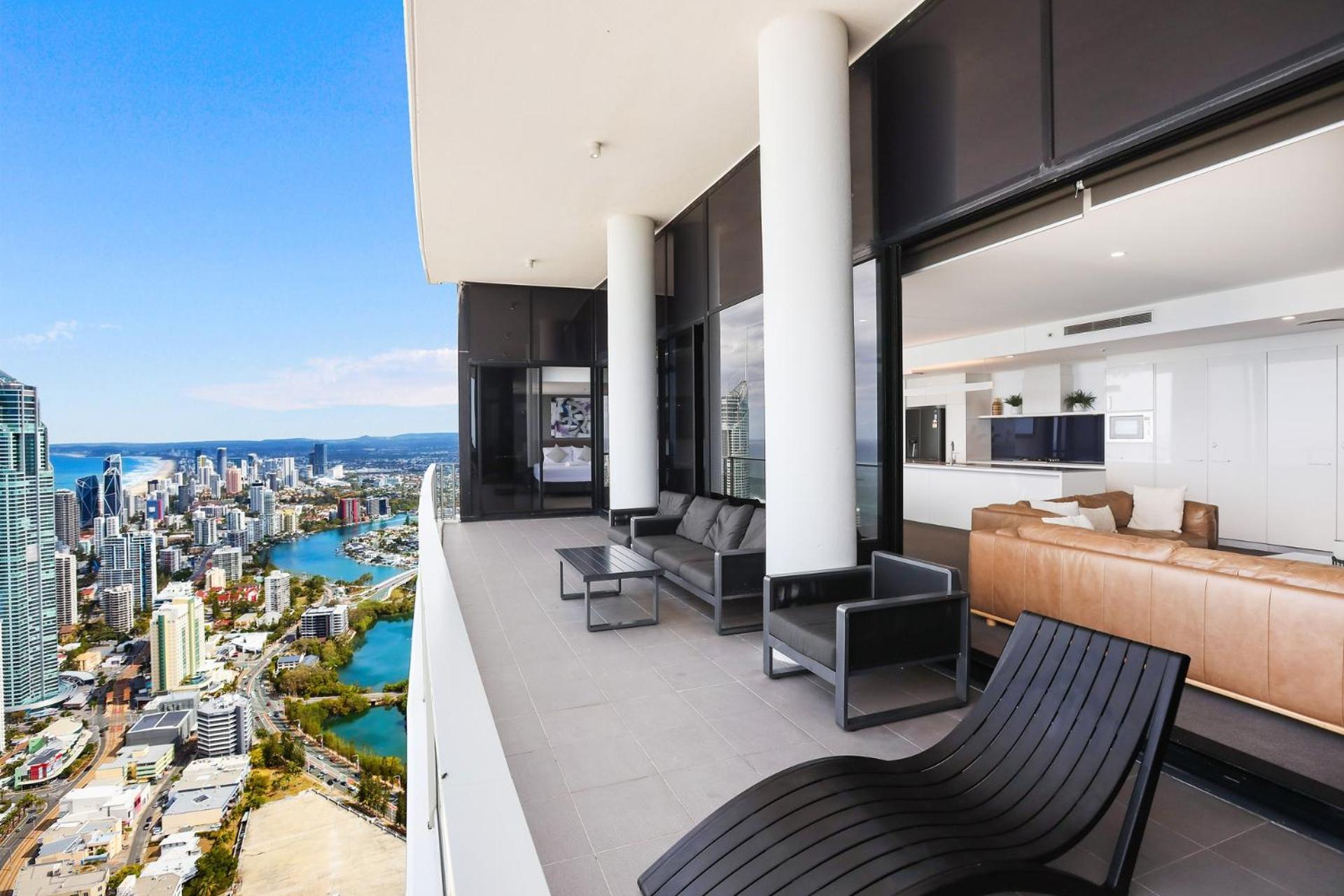 Circle On Cavill 2, 3, 4 & 5 Bedroom Skyhomes & Sub Penthouses By Gold Coast Holidays Esterno foto