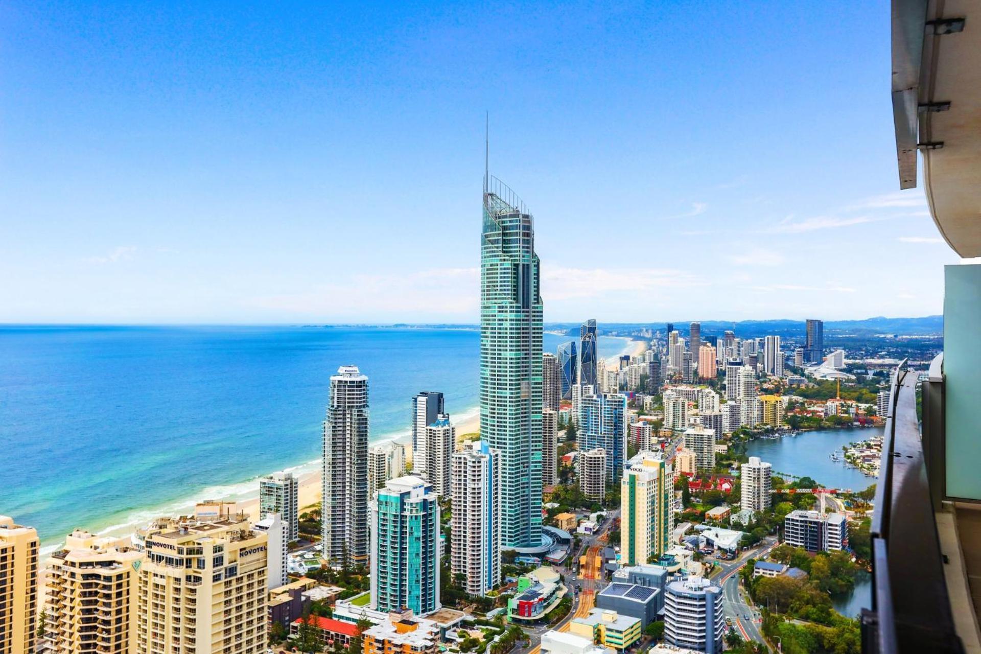 Circle On Cavill 2, 3, 4 & 5 Bedroom Skyhomes & Sub Penthouses By Gold Coast Holidays Esterno foto