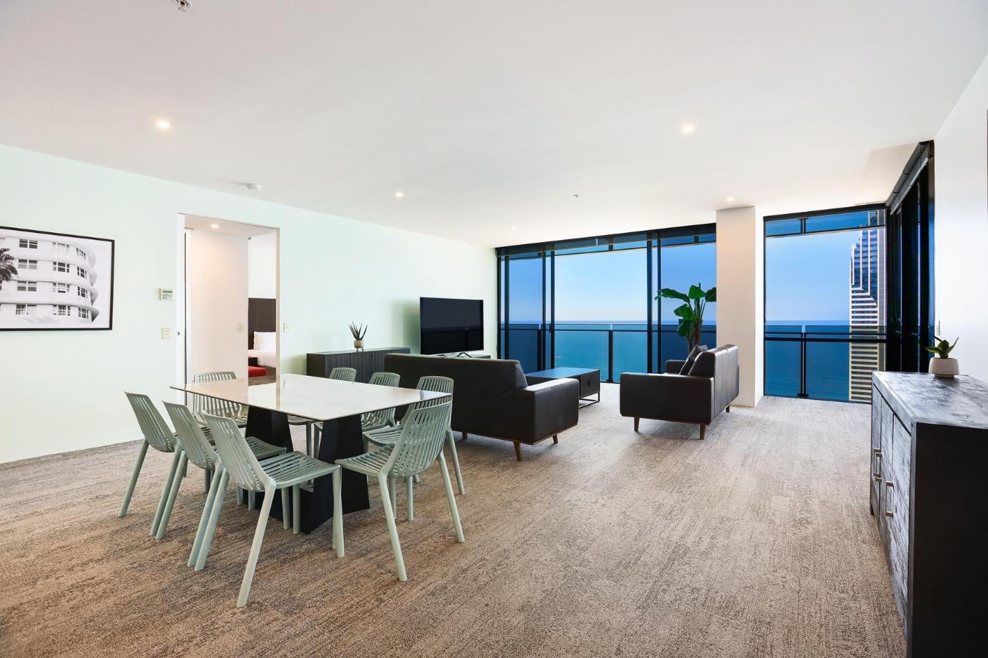 Circle On Cavill 2, 3, 4 & 5 Bedroom Skyhomes & Sub Penthouses By Gold Coast Holidays Esterno foto