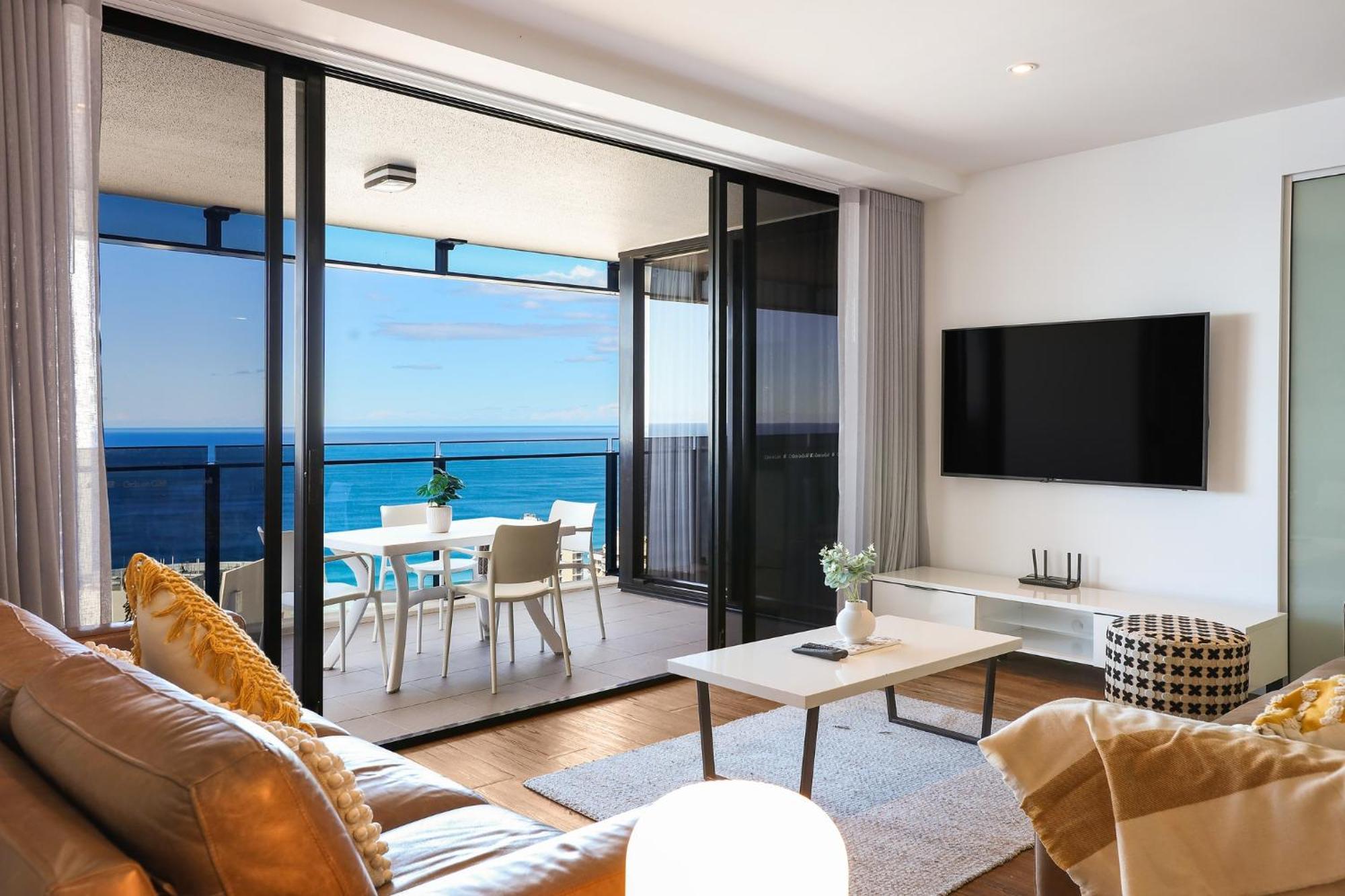 Circle On Cavill 2, 3, 4 & 5 Bedroom Skyhomes & Sub Penthouses By Gold Coast Holidays Esterno foto