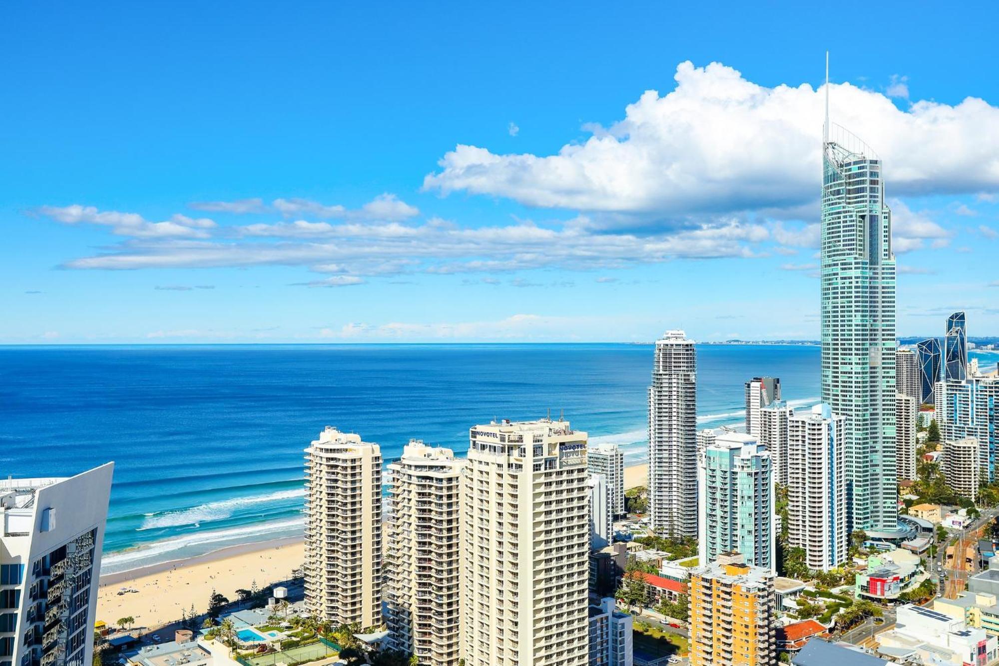 Circle On Cavill 2, 3, 4 & 5 Bedroom Skyhomes & Sub Penthouses By Gold Coast Holidays Esterno foto