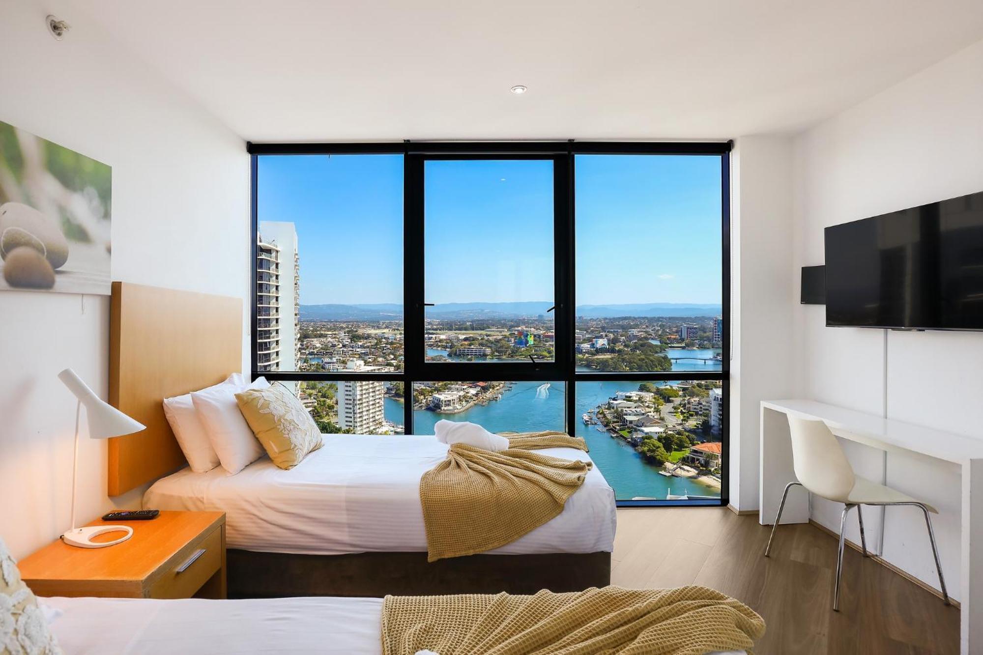 Circle On Cavill 2, 3, 4 & 5 Bedroom Skyhomes & Sub Penthouses By Gold Coast Holidays Esterno foto