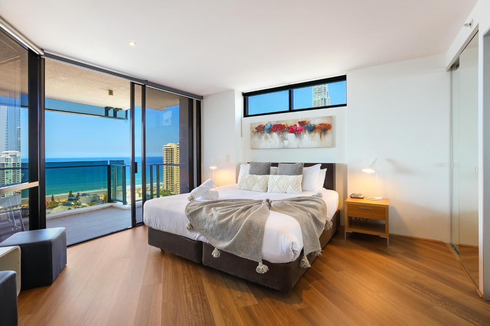 Circle On Cavill 2, 3, 4 & 5 Bedroom Skyhomes & Sub Penthouses By Gold Coast Holidays Esterno foto